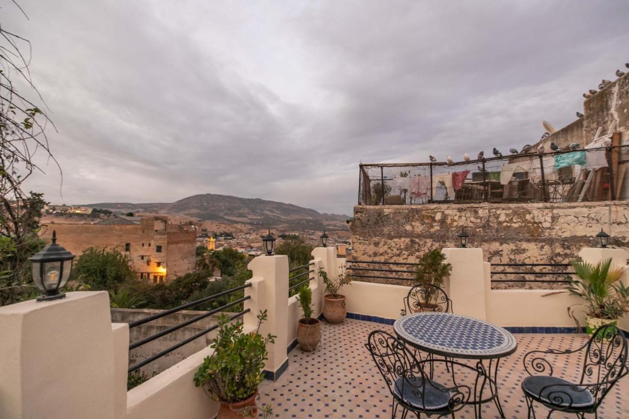 Riad Avec Terrasse Privee Et Piscine Partagee A 300M Фес Экстерьер фото